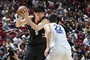 队记：虽然杨瀚森被断球 但动作很流畅 远远超乎想象