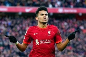 罗马诺：巴萨告知迪亚斯经纪人愿出价6000万欧 红军表示想要更多