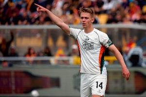 卡维利亚：战争是对人类的挫败 我的成长可类比《2001太空漫游》