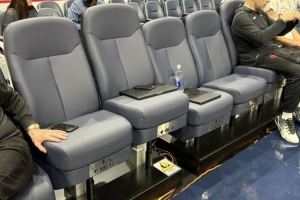 人性化改造！奇才替补席新增可调节高度座椅 利于球员放松状态