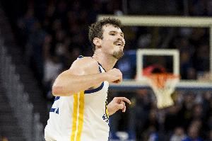 徐静雨：波斯特是勇士中锋答案&今年必成争冠队 快船老人味有点重