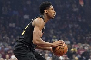 11中6得25分！亨特：或许应多几次出手 保持侵略性也要组织串联图片