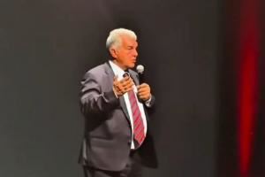 拉波尔塔：梅西回巴萨不现实，他已经38岁了，我们在打造未来计划